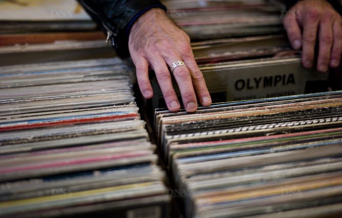 des vinyles par milliers