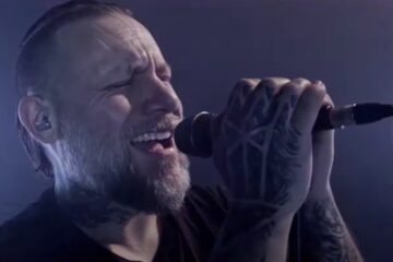 Crown Gallows