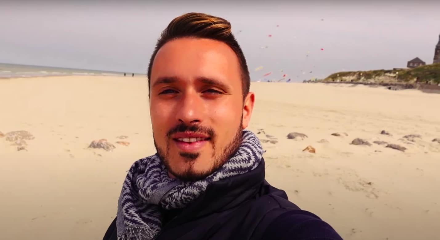 Aleks Ander Tic Tac