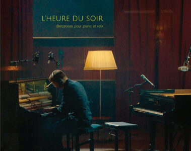 ROUGGE L'heure du soir